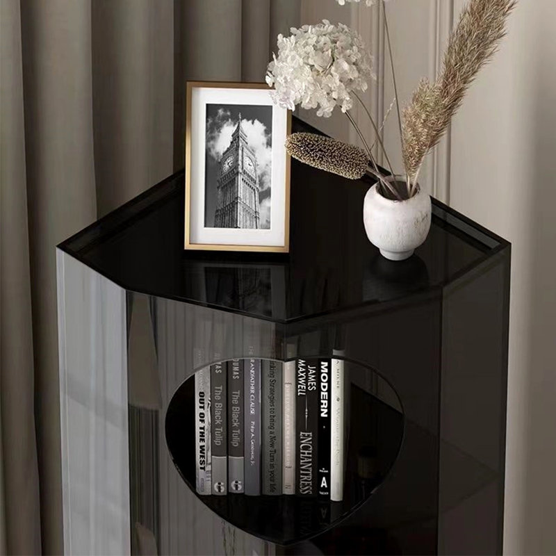 Meghans, Noir, noir, noir, noir, (3 tablettes) H 48,3 po x l 12,6 po x P 12,6 po