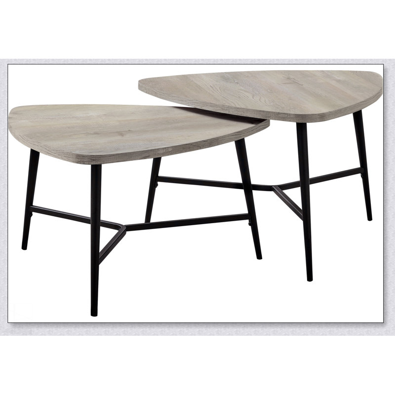 Ensemble de 2 tables gigognes et tables d'appoint élégantes, parfaites pour les petits salons et les décors modernes.