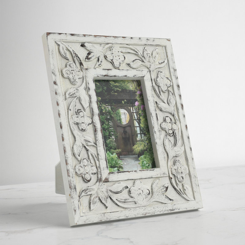 Armahn Distressed White Wood Matte Picture Frame, 5" x 7"