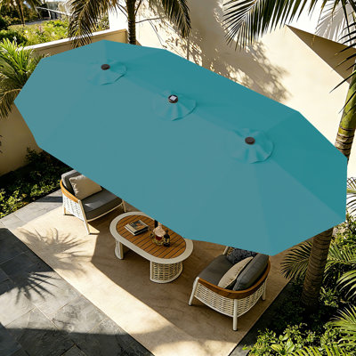 Parasol de patio 13 faces à double face avec 48 lumières DEL solaires, très grand parasol d'extérieur avec système à manivelle, protection UV UPF 50+, auvent hydrofuge et résistant à la décoloration, nervures en acier 5 + 2 + 5 pour piscine, terr