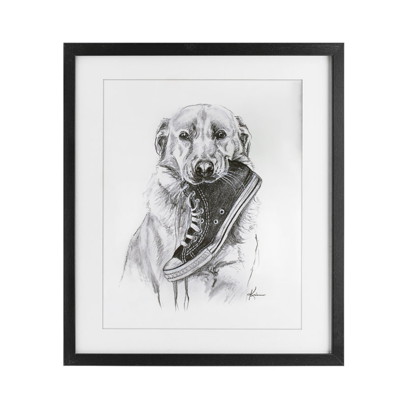 Golden Retriever Biting Sneaker, reproduction encadrée sous verre, design par Lindsay Kivi Fine Art, Cadre noir minuit