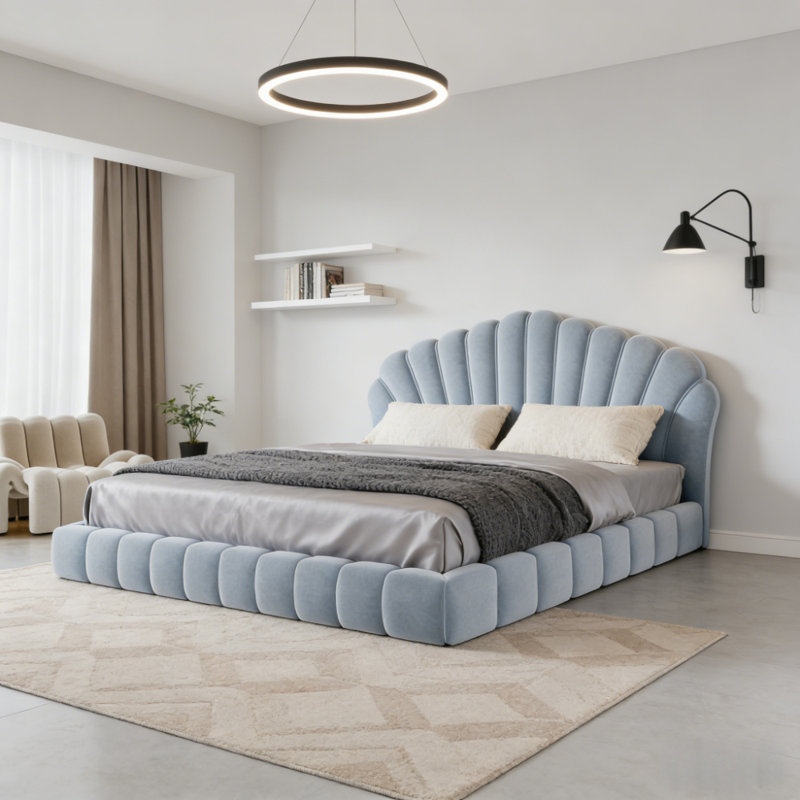 Grand lit tapissier en velours, Bleu clair