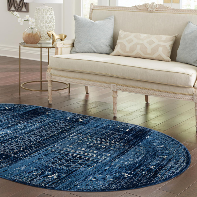 Regal Oriental Indoor Rug, Oval 3'3" x 5'3"
