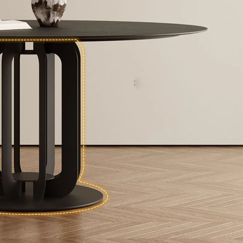 Torp Round Dining Table, 29.5"H x 47.2"L x 47.2"W