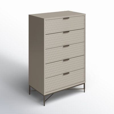 Capra 30" W 5-Drawer Wood Standard Dresser