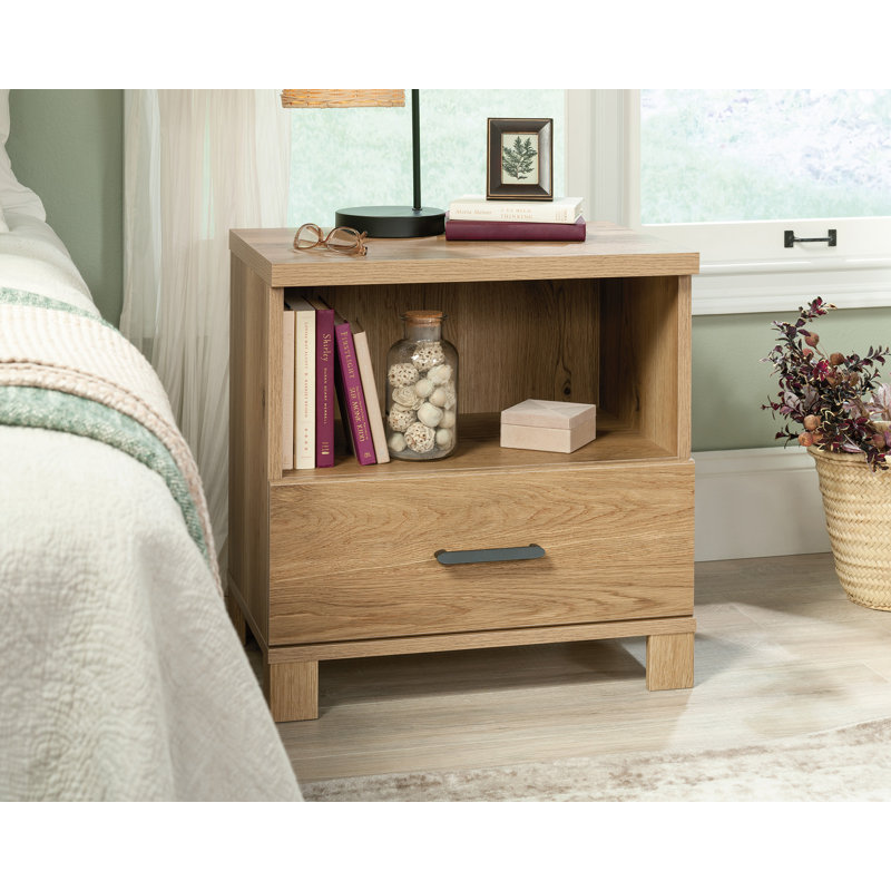 Classic Night Stand