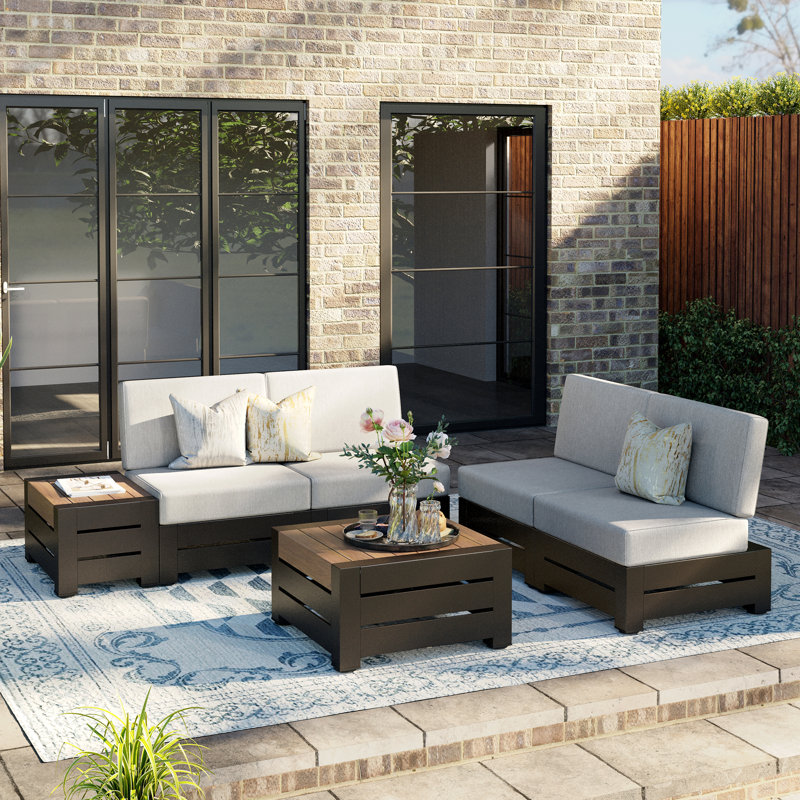 6 Pieces Sectional Seating Group With Thick Cushions