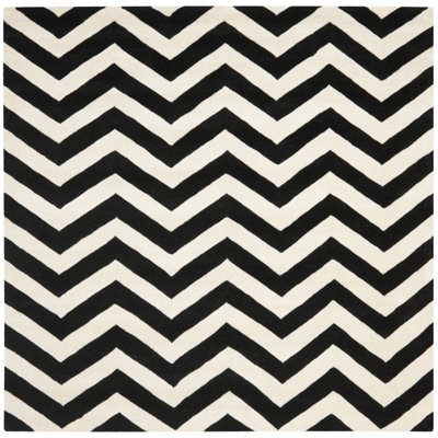 Teresita Hand Tufted Wool Chevron Rug