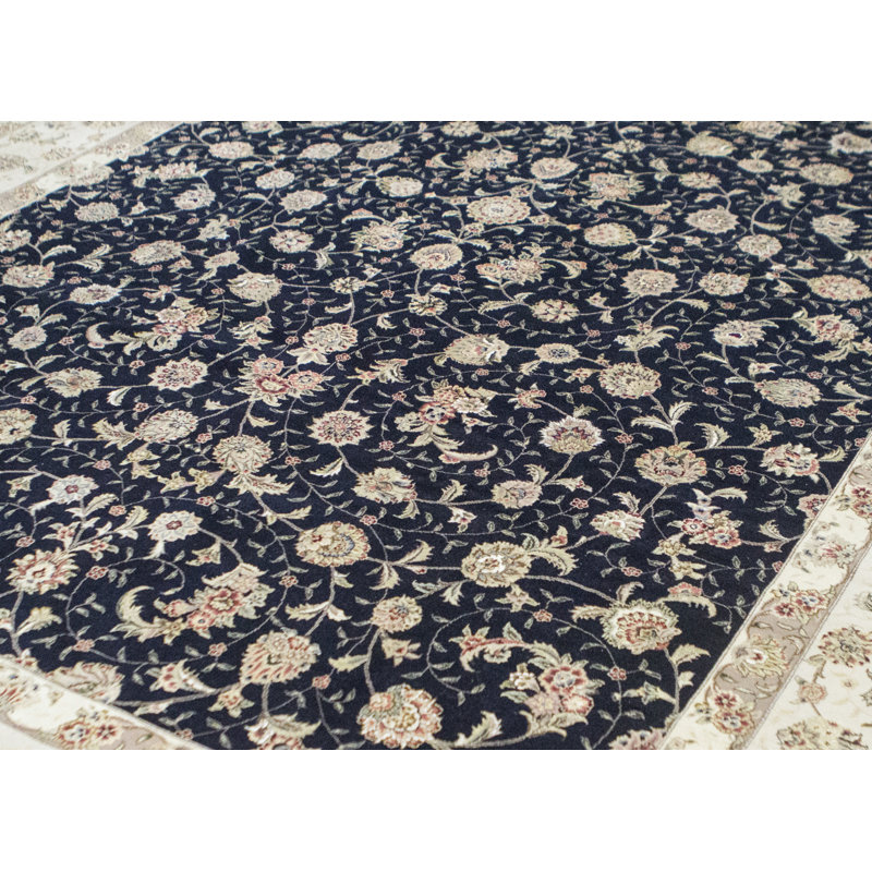 Tapis bleu marine et ivoire de haute qualité noué à la main