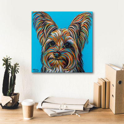 «Yorkie On Blue» par Carolee Vitaletti, art mural sur toile