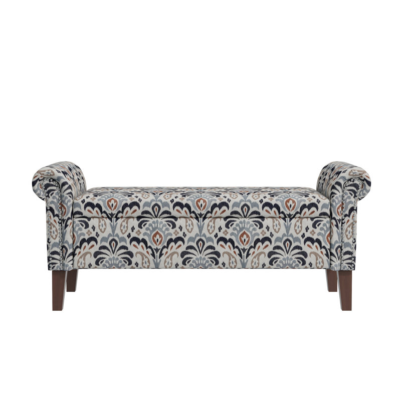 Rangement élégant: garniture cloutée décorative, siège classique et housse florale