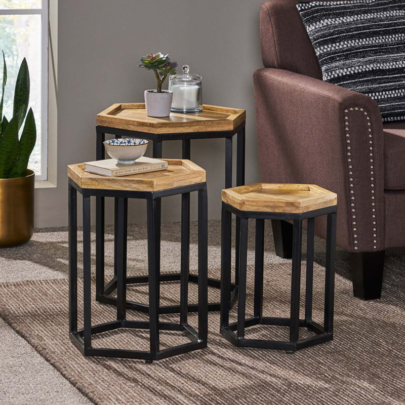 Ensemble de 3 tables d'appoint en bois de manguier et en fer Broadus