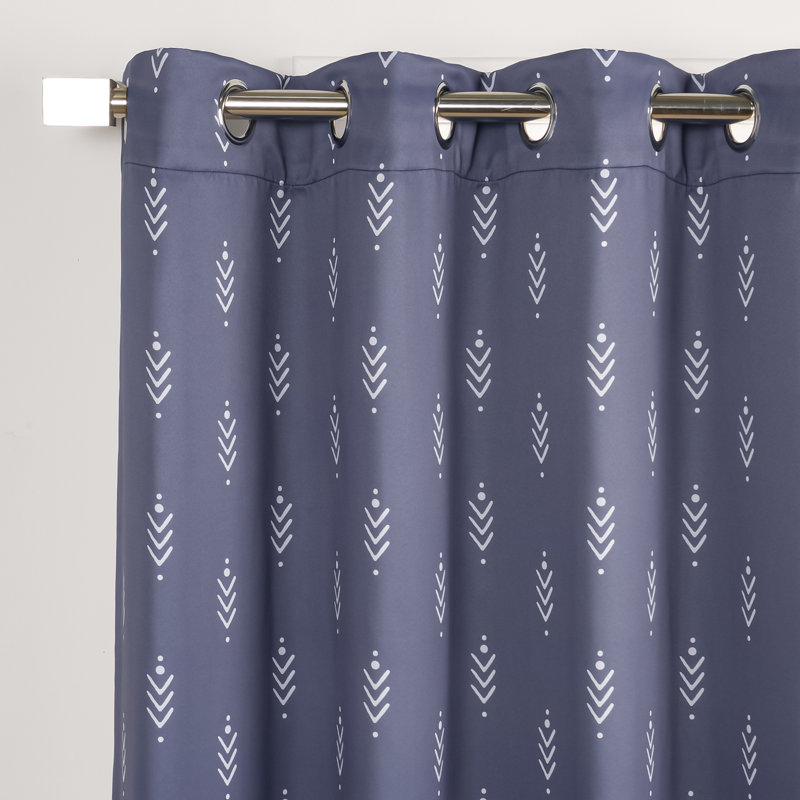 Paire de rideaux obscurcissant en polyester Yountville, L 52 po x L 84 po, Indigo