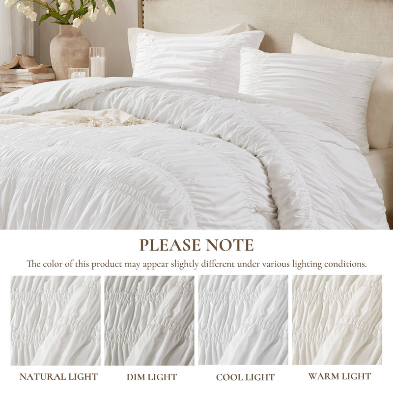 Ensemble d'édredon en microfibre Ria Mia, Édredon pour très grand lit + 2 taies décorativ, Blanc