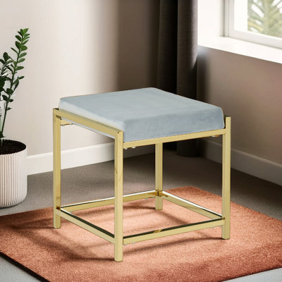 Kruetzen Metal Accent Stool