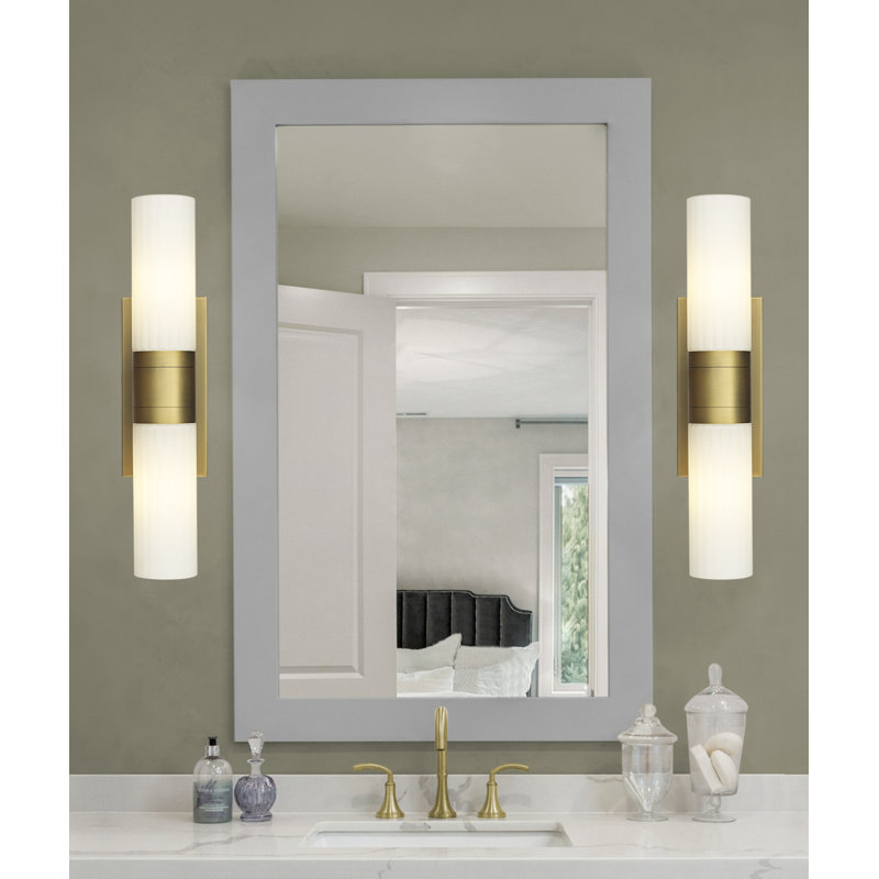 Éclairage pour meuble-lavabo mural 8 po Empire, Laiton brossé, Blanc