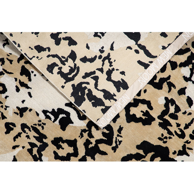 Ocelot Handmade Silk and Wool Animal Print Area Rug, Runner 3' x 7'