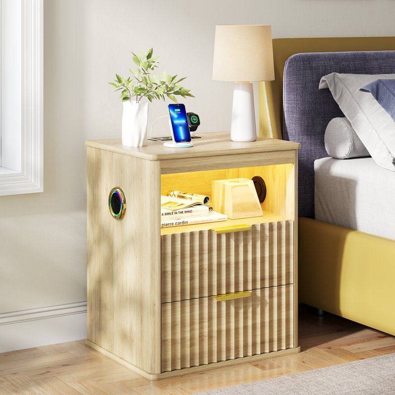 Table de chevet 19,7 po avec haut-parleur Bluetooth, capteur de mouvement, lumières DEL et charge sans fil, Chêne