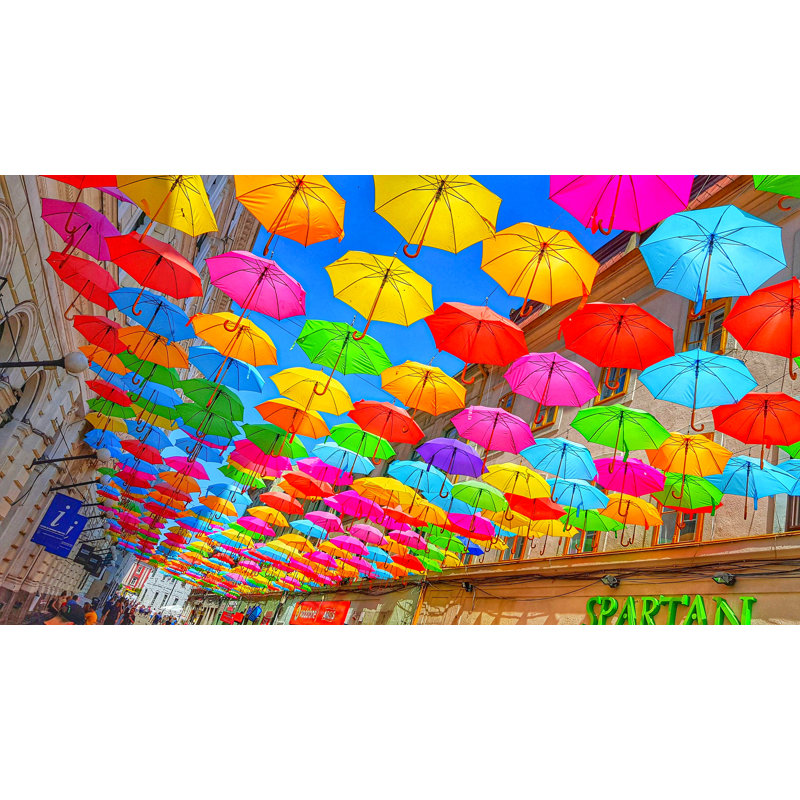 Parasol suspendu au-dessus, parapluies suspendus colorés, H 26 po x l 50 po x P 1,5 po