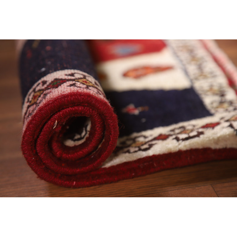 Tapis traditionnel illustré 2 x 2