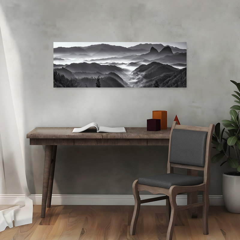 «Misty Mountain Layers», art dramatique et paisible, H 12 po x l 36 po