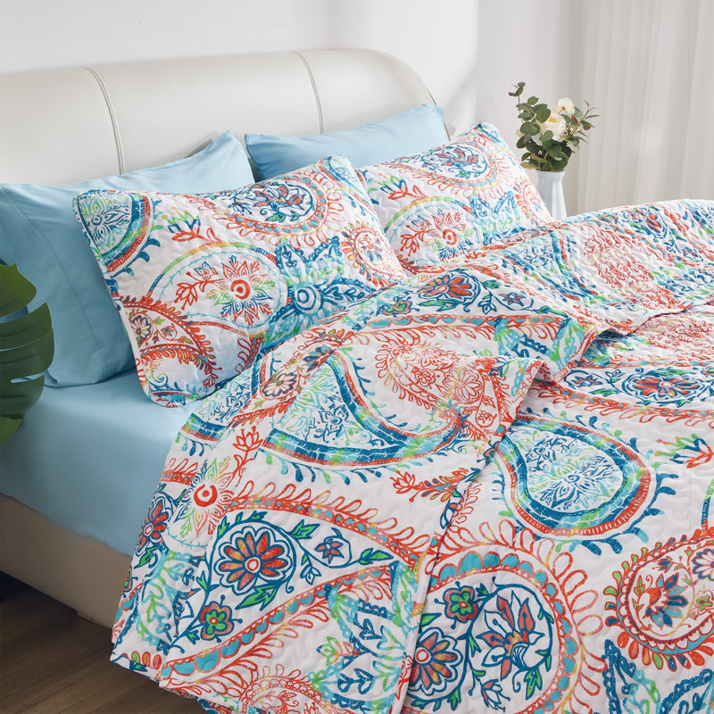 Paisley Blue and Red Reversible Microfiber Full Quilt Set