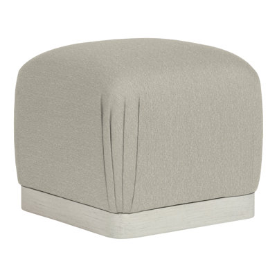 Nola Ottoman