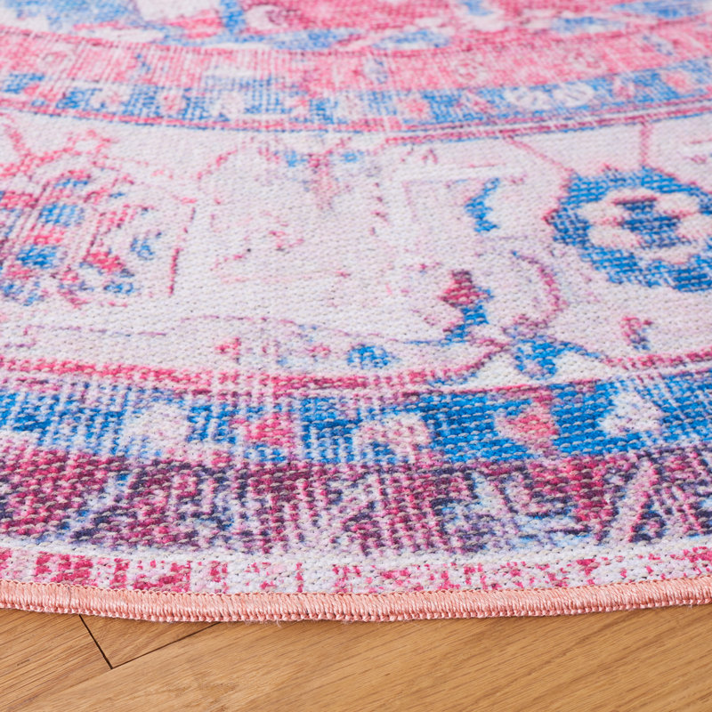 Serapi Performance Machine Washable Oriental Rug, Square 6'7"