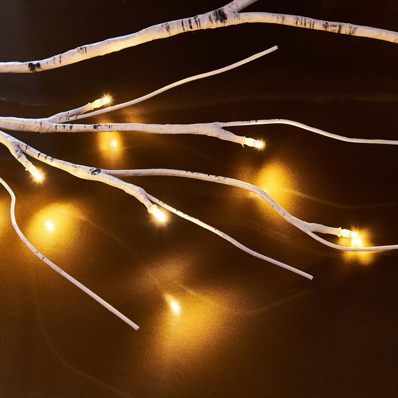 47'' in. Lighted Garland