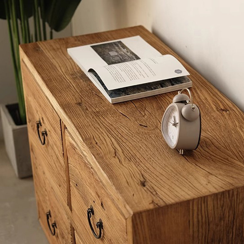 Console à quatre tiroirs