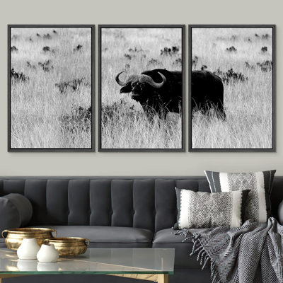 " IDEA4WALL Framed Canvas Print Wall Art Set Black White Bison Buffalo Country Field Nature Wilderness Photography Realism Decorative Scenic Rustic Zen For Living Room, Bedroom, Office " 3 - Pieces