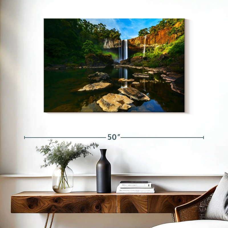 Cascade tropicale idyllique, H 26 po x l 39 po