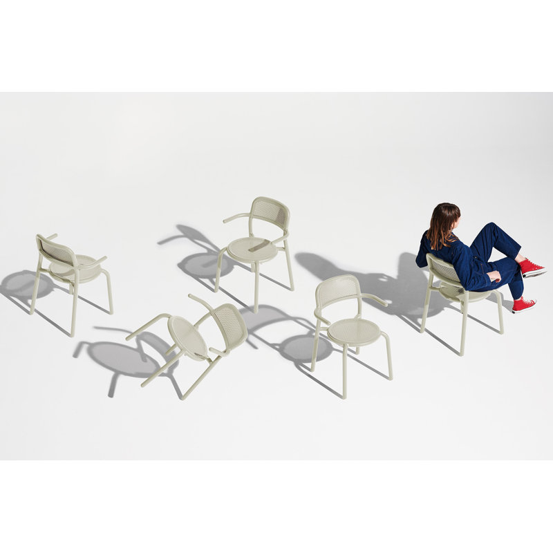 Toni Tavolo Outdoor Dining Table Set With Armchairs, Desert