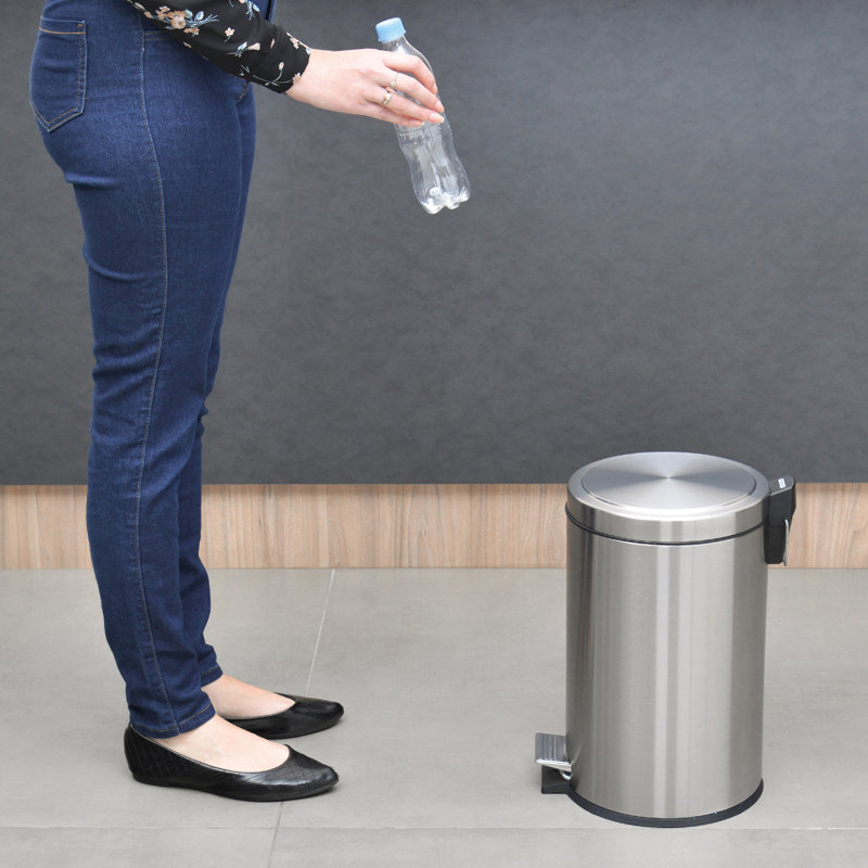 Stainless Steel Step On, 12 L