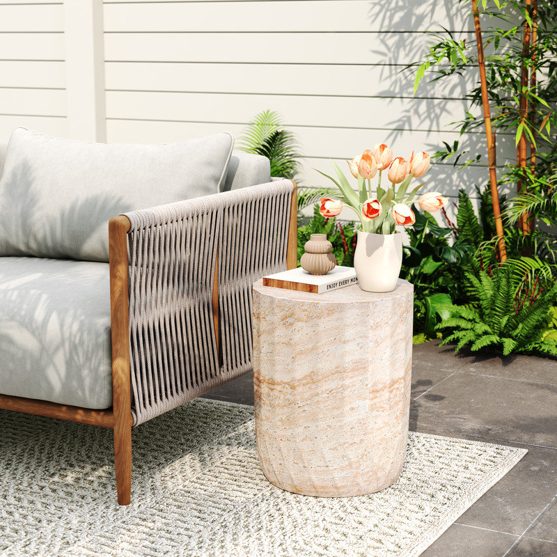 Table d'appoint pour l'extérieur élégante de 15 po à finition travertine cylindrique et élégante