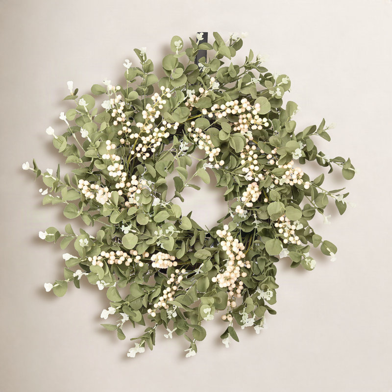 Couronne de baies en eucalyptus fabriquée à la main 24 po pour porte d'entrée, Blanc/vert