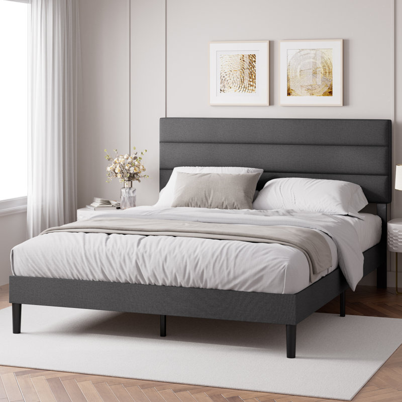 Lit plateforme tapissier à panneau horizontal Ussery, Grand, Gris