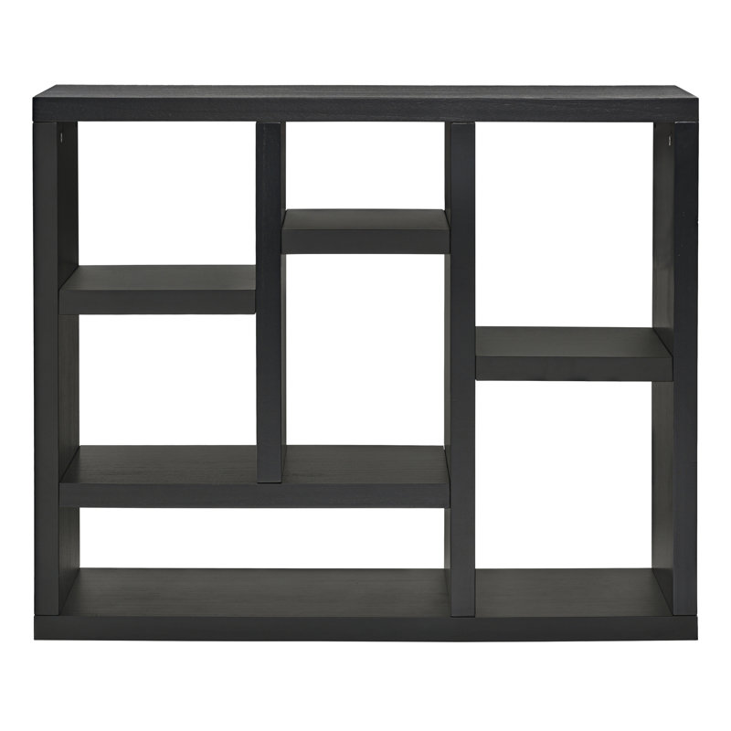 Jaaliyah Cube, Noir