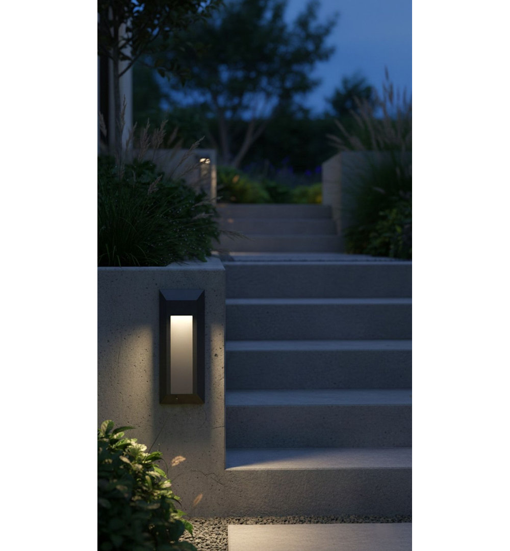 20cm H Integrated LED Outdoor Sconce