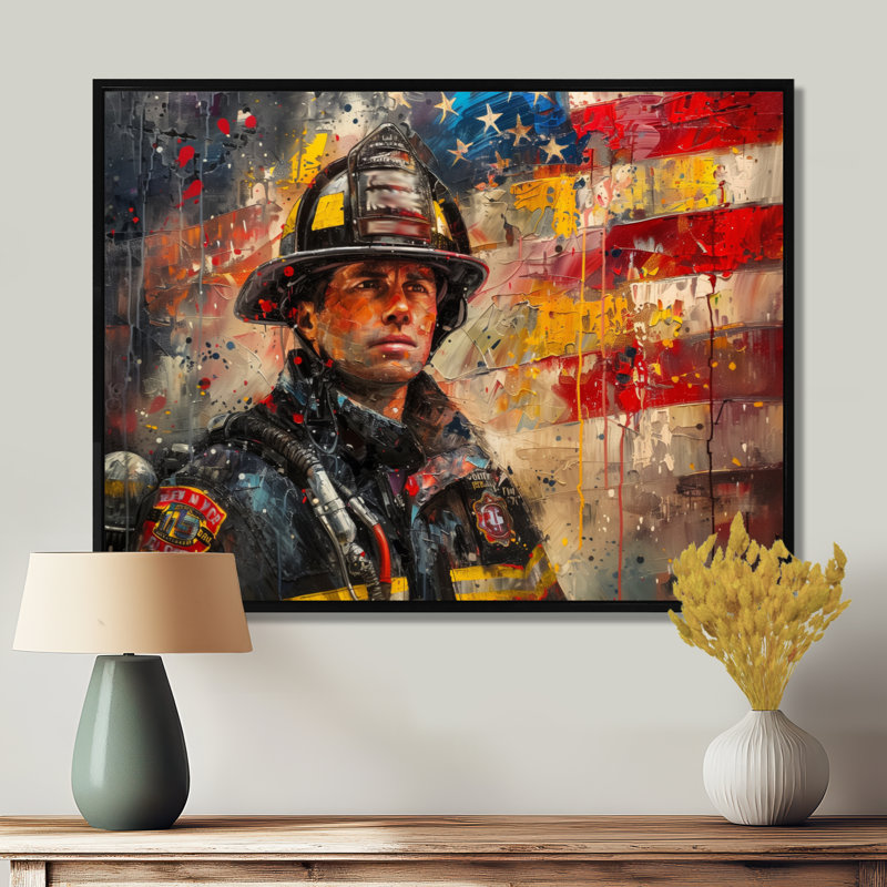 «Patriot Firefighter Hero I - Fireman Wall Art Living Room», H 30 po x l 40 po x P 1,5 po, Toile avec cadre flottant noir