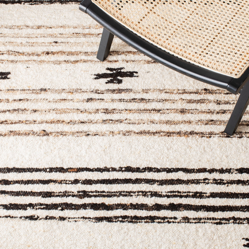 Abbie-Lea Natura Hand Woven Wool/Cotton Southwestern Rug in Ivory/Black, Runner 2'3" x 16'