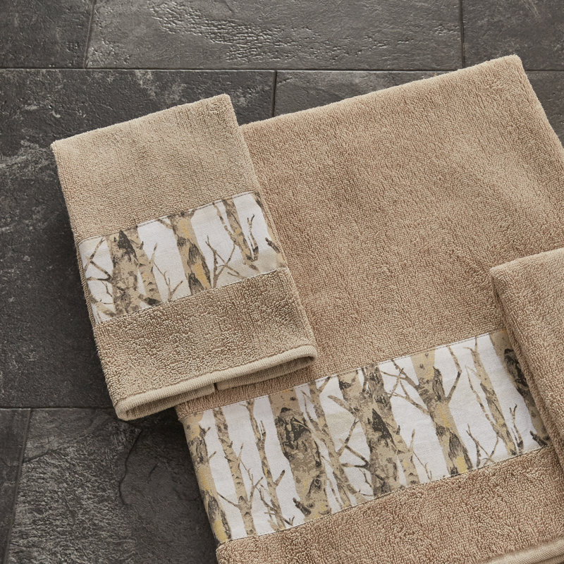 Damine Hand Towel