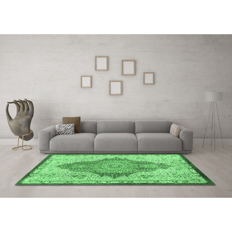 Macala Washable Oriental Indoor Rug, Round 4'