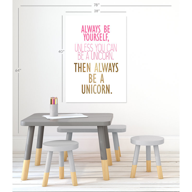 Rolled Be a Unicorn 2, impression sur papier, H 40 x l 28 po x P 1 po