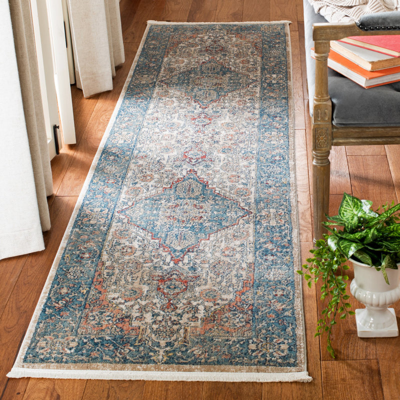 Tapis oriental bleu marine / beige / ivoire Rumsey, Tapis de couloir 2 pi 2 po x 14 pi