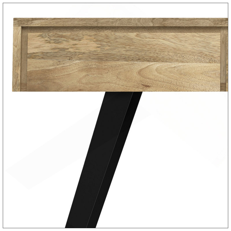 Console Lowry, Naturel