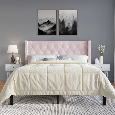 Eymi Velvet Upholstered Bed with 2 Nightstands