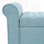 Élégant banc de rangement capitonné bleu clair avec accoudoirs roulés, parfait pour le salon et la chambre à coucher-229934628