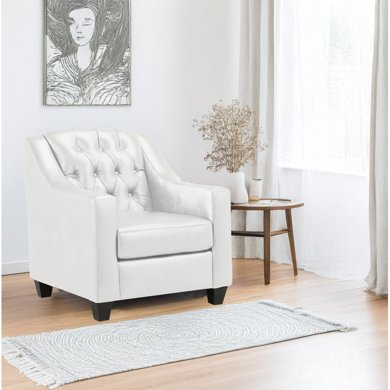 Fauteuil en cuir touffeté de 33 po de large Debolt, Cuir crème assorti