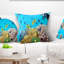 Coussin décoratif avec des créatures en mer sous l’eau-29828358-29854965